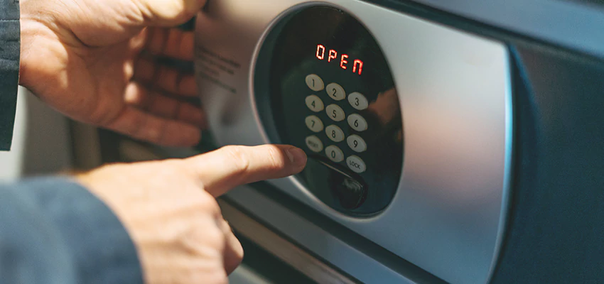 Cash Safe Openers in Lemoore Station, California