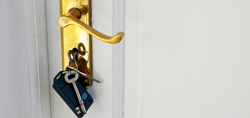 Broken Door Key Extraction in Lemoore Station, CA
